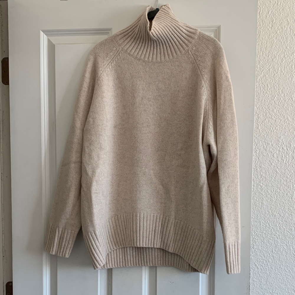 Nap Elegant Beige Turtleneck Sweater